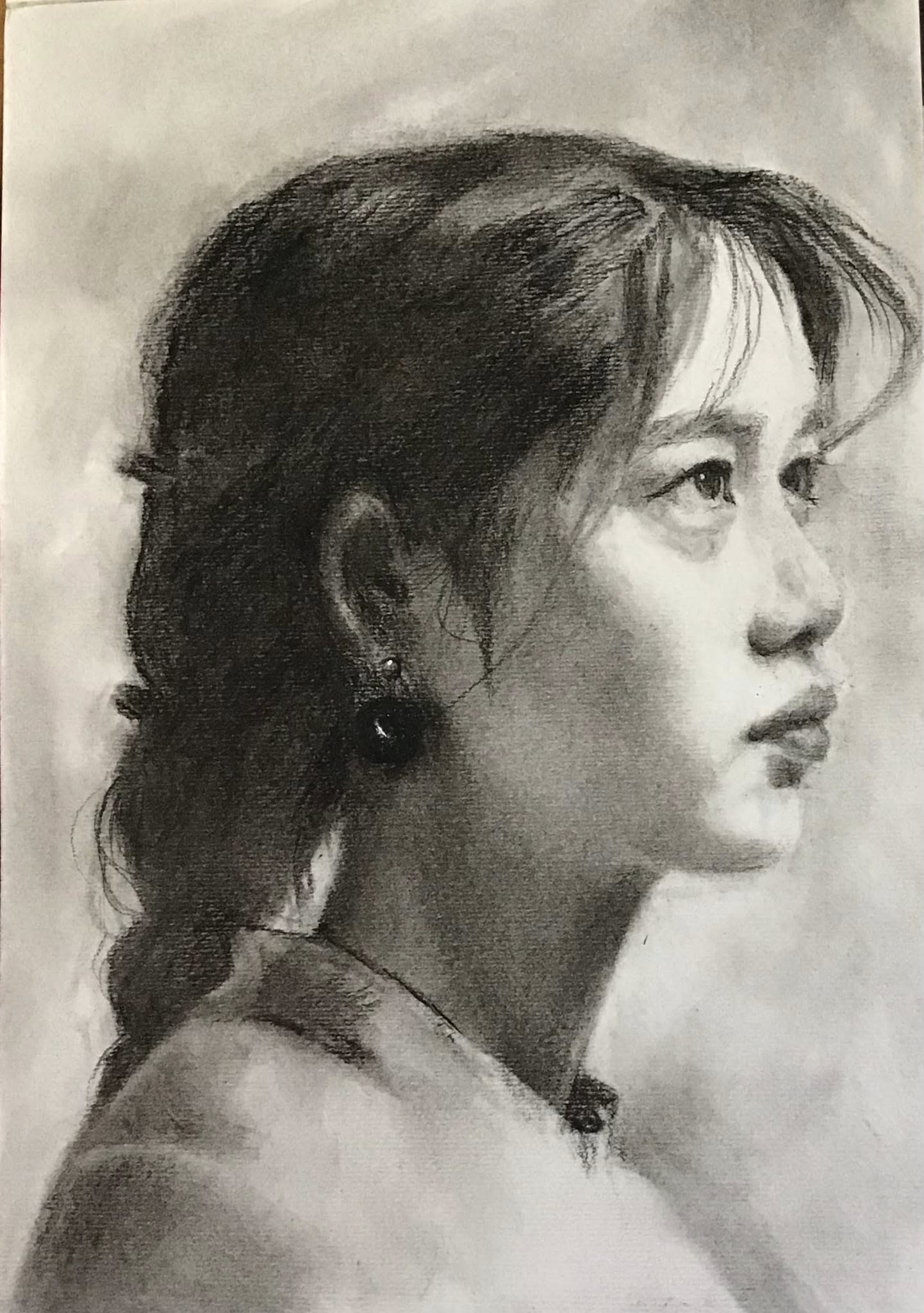 Ragazza coreana carboncino korean girl portrait pencil klirò matita
