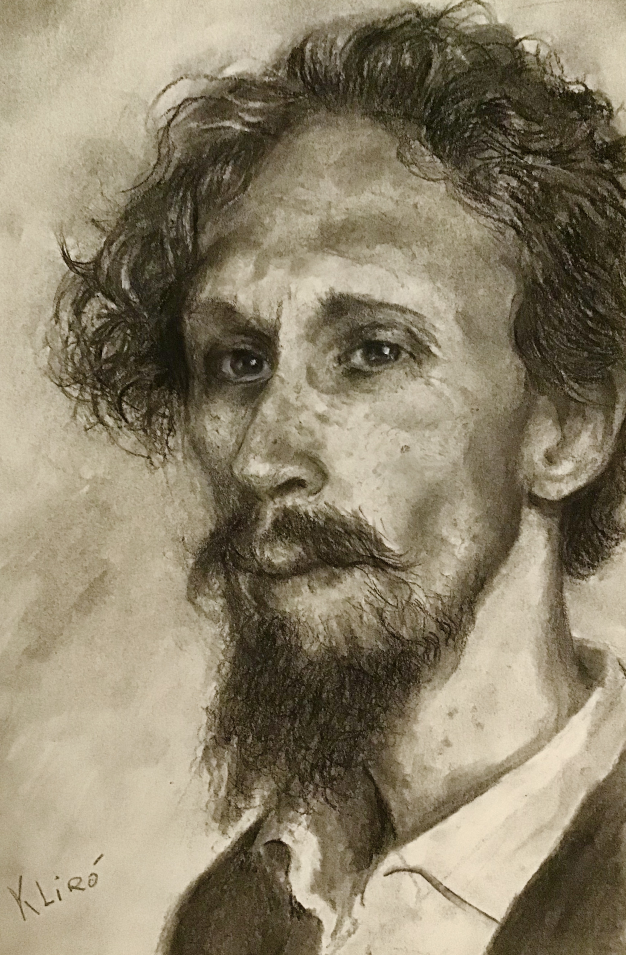 uomo disegno ritratto carboncino klirò